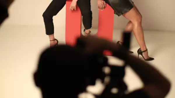 17 personajes, entre celebridades y personalidades de la alta sociedad mexicana ,celebraron con Quién el aniversario 15 de la revista, en una sesión de fotos tan glamurosa como divertida.