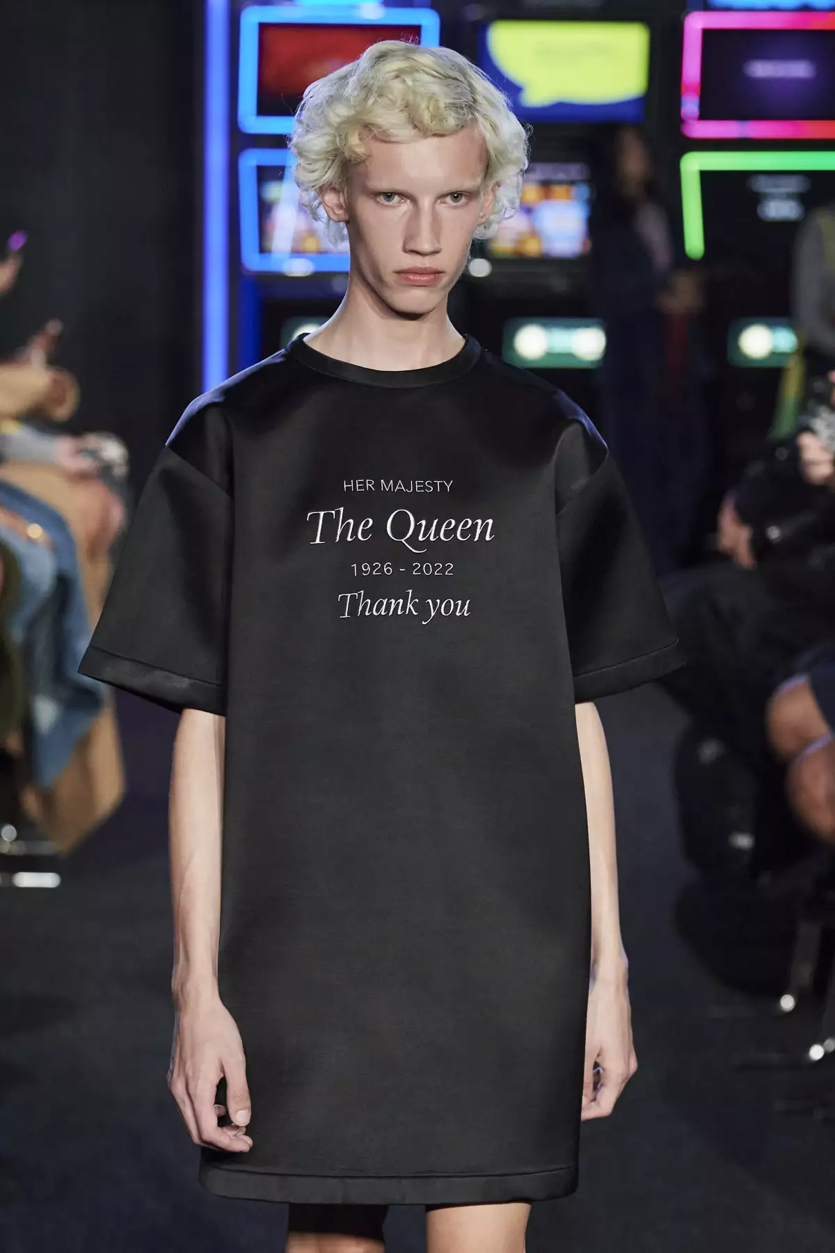 JW Anderson S23 074.jpg