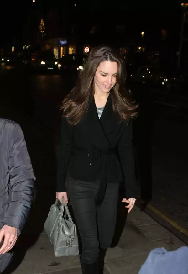 Kate Middleton shopping on the King's Road, London, Britain - 13 Dec 2010