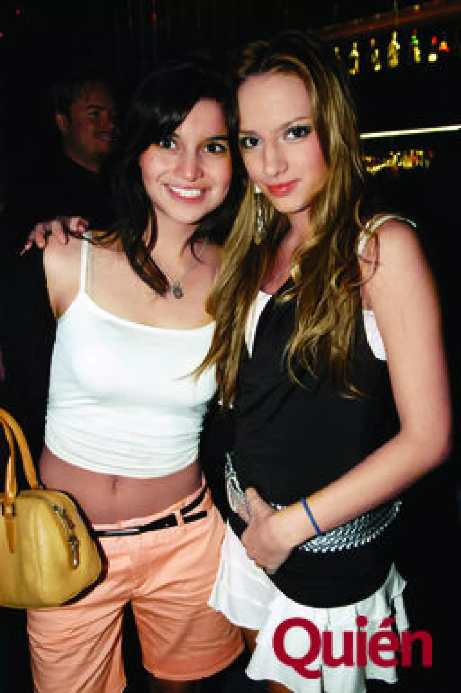 Jeniffer Saavedra, Fernanda de la Torre