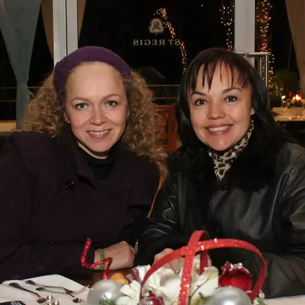 Anamari  Balzaretti y Claudia Milian