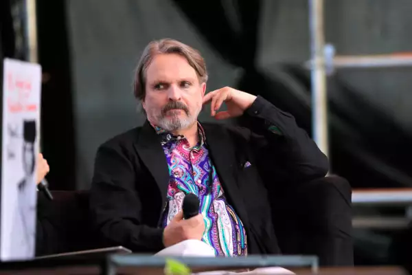 Miguel Bosé