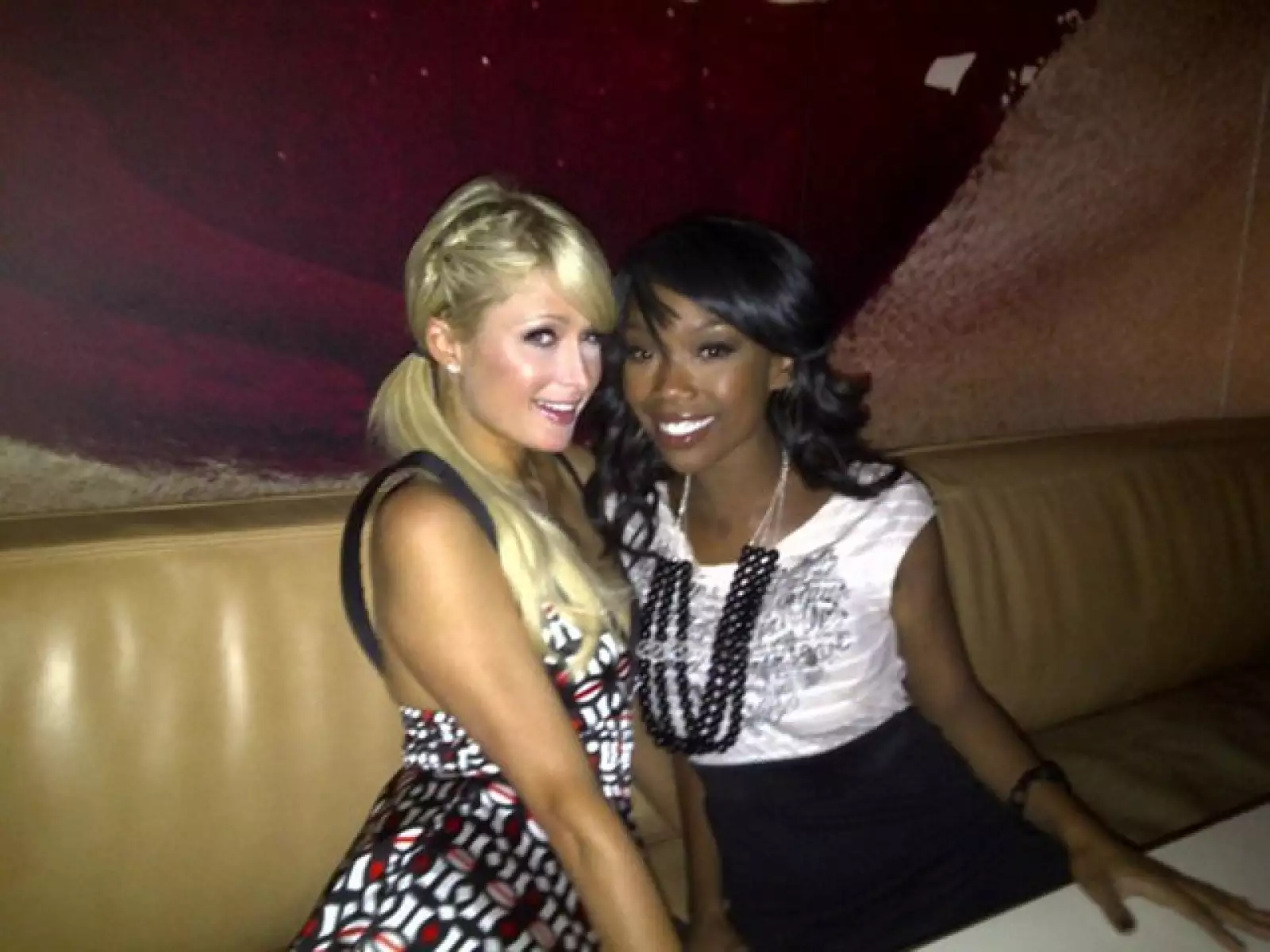 La socialité Paris Hilton siempre sube una foto para complacer a sus fans.