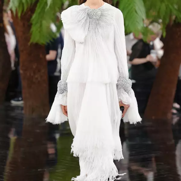 Christian Dior HC F26 019.jpg
