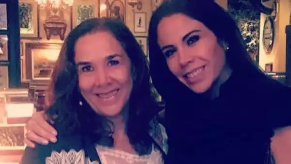 María Antonieta Hinojosa y Paola Rojas