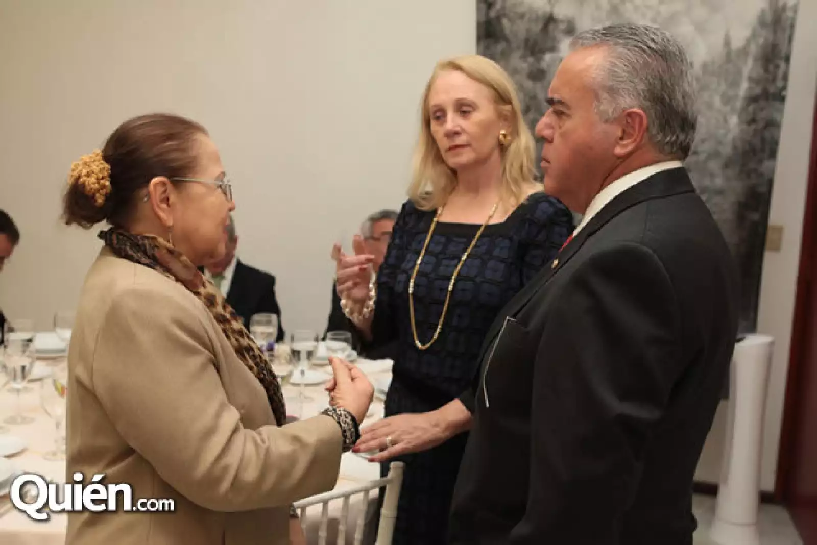 María de los Angeles,Michelle Byrne,Carlos Freanler