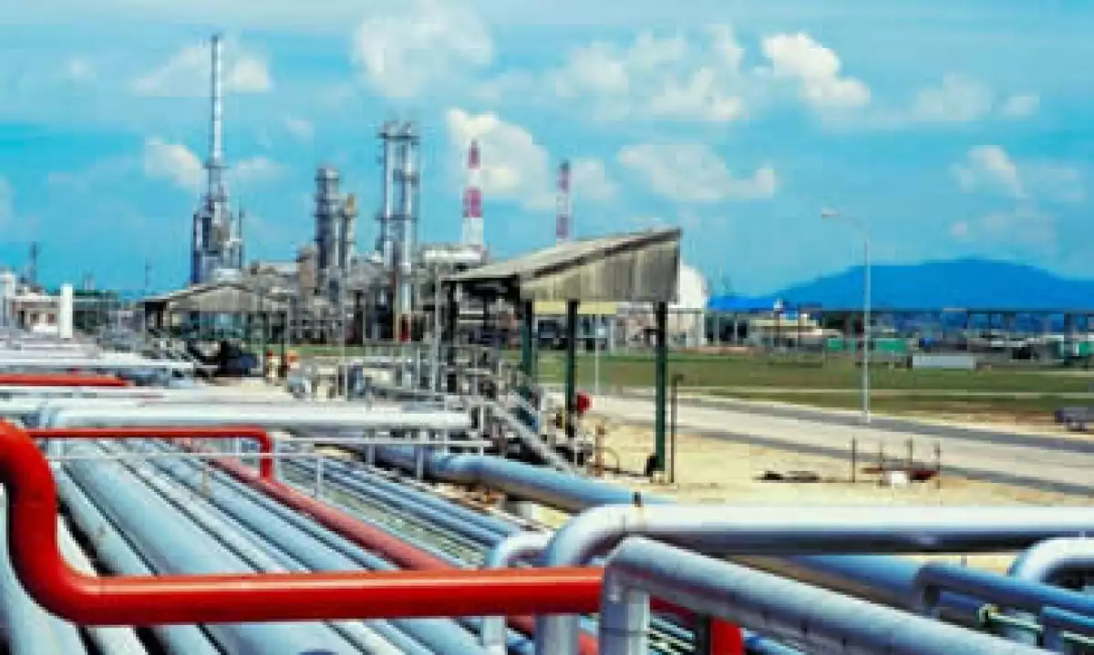 El descubrimiento de petróleo y gas no convencionales en Argentina, puede suponer una inversión de 20,000 mdd. (Foto: Thinkstock)