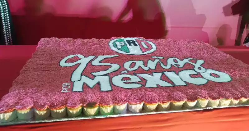 pri-aniversario.jpg