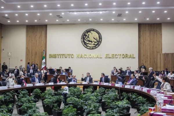 ine-mañanera-propaganda