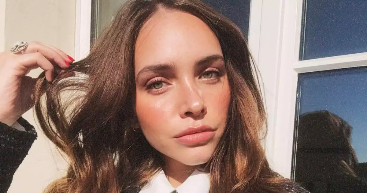 Minnie West