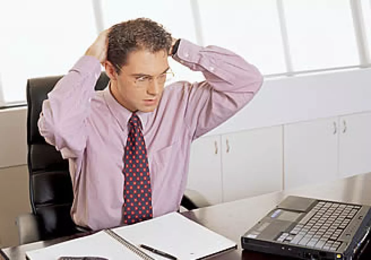 El exceso de trabajo y los bajos sueldos son una tendencia de los trabajadores mexicanos, advierten los expertos. (Foto: Photos To Go)
