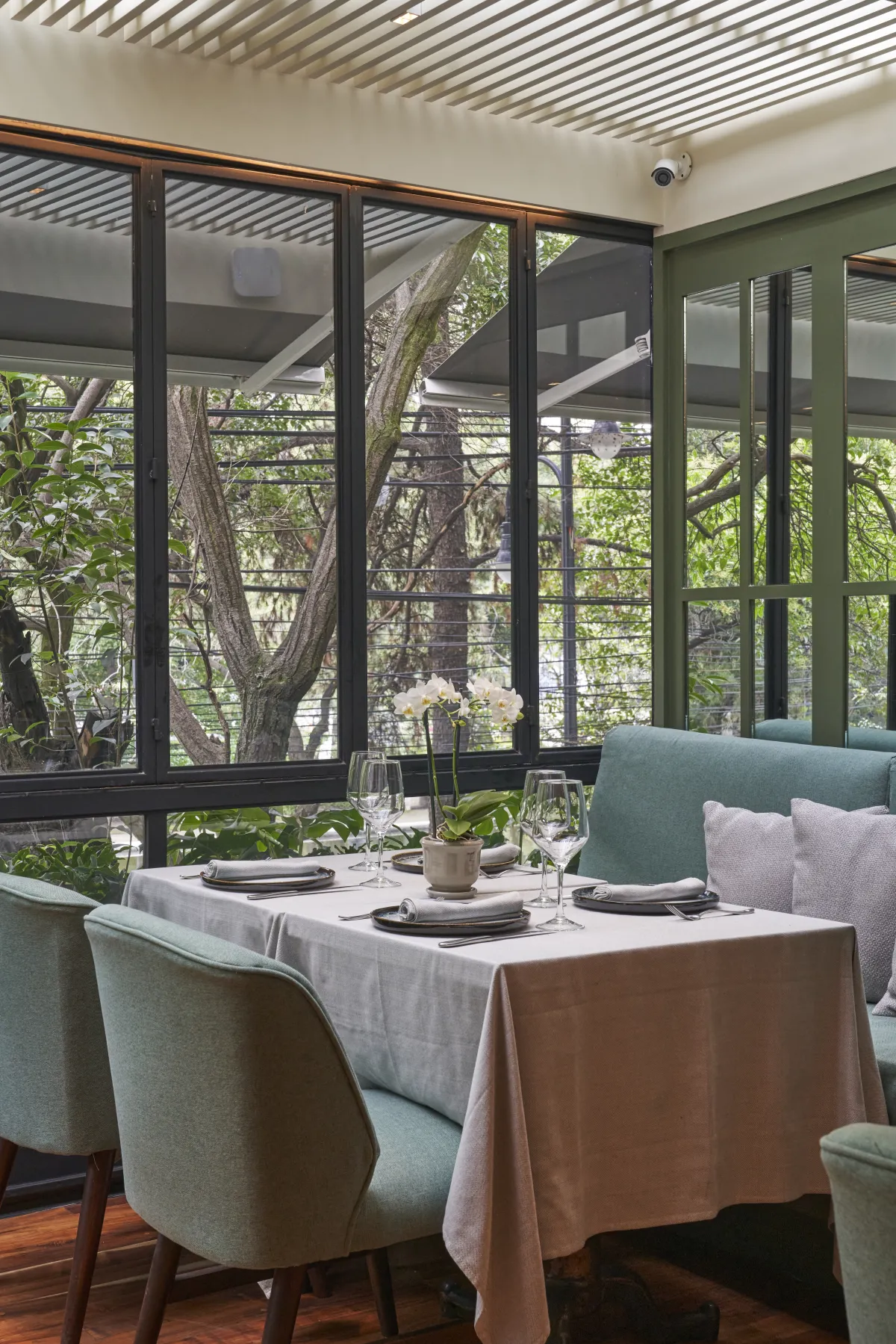Interior del restaurante Emilio en Polanco