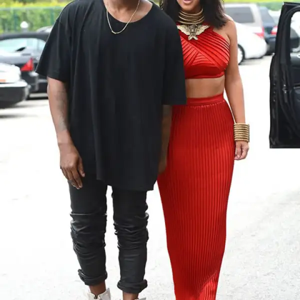 Nos encanta que Kanye y Kim sean arriesgados en su estilo, pero en esta ocasión se fueron al extremo.