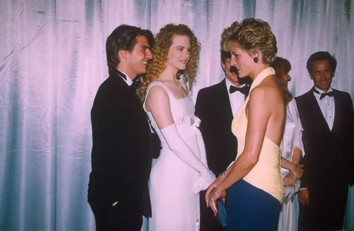 'FILM FAR AND AWAY' FILM PREMIERE, LONDON, BRITAIN - 1992