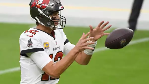 Tampa Bay Buccaneers v Las Vegas Raiders
