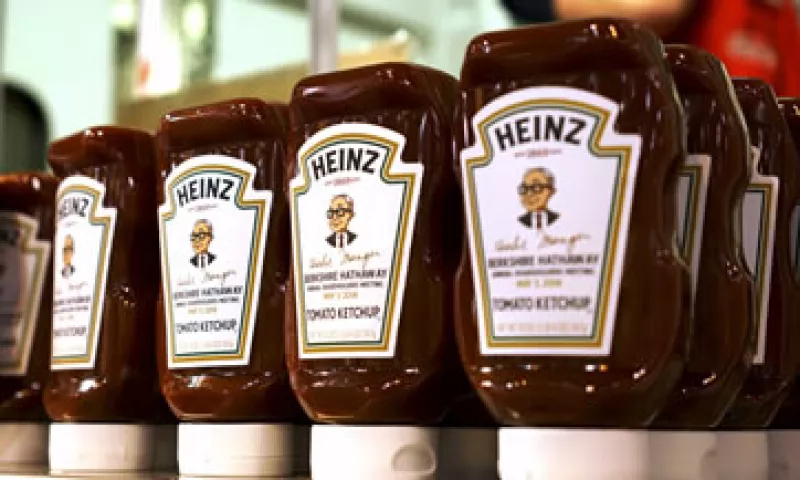 Los accionistas de Heinz tendrán una participación del 51% en la firma combinada y los de Kraft del 49%.  (Foto: Reuters )