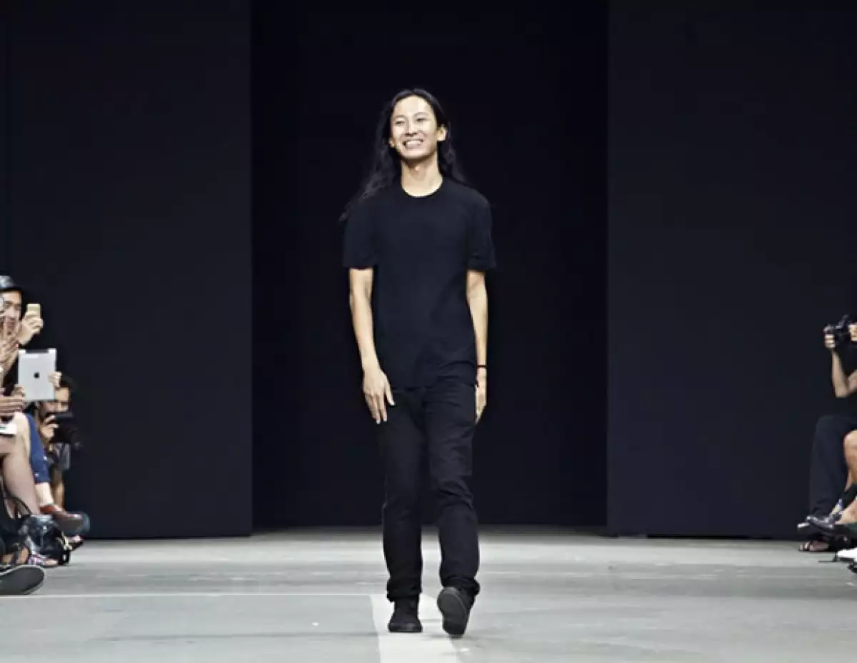 Alexander Wang se retiró de Balenciaga.