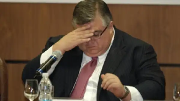 Este martes es la fecha límite para que la Cámara de Diputados apruebe el paquete fiscal para 2010.