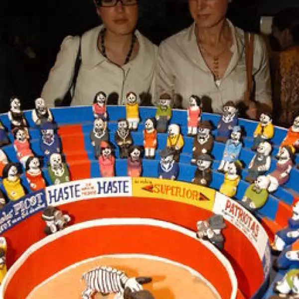 Victoria Rivadeneira, Nora Rivadeneira