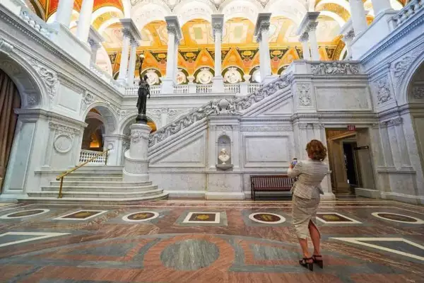 Beatriz-Gutierrez-y-Jill-Biden (1).jpg