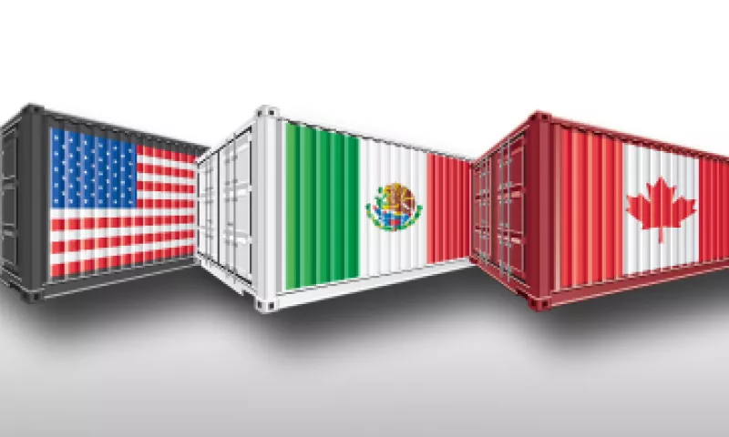 De 1993 a 2012, el libre comercio entre México y EU creció 506%, mientras que el comecio entre el vecino del norte con Canadá sólo aumentó 192%. (Foto: Especial)