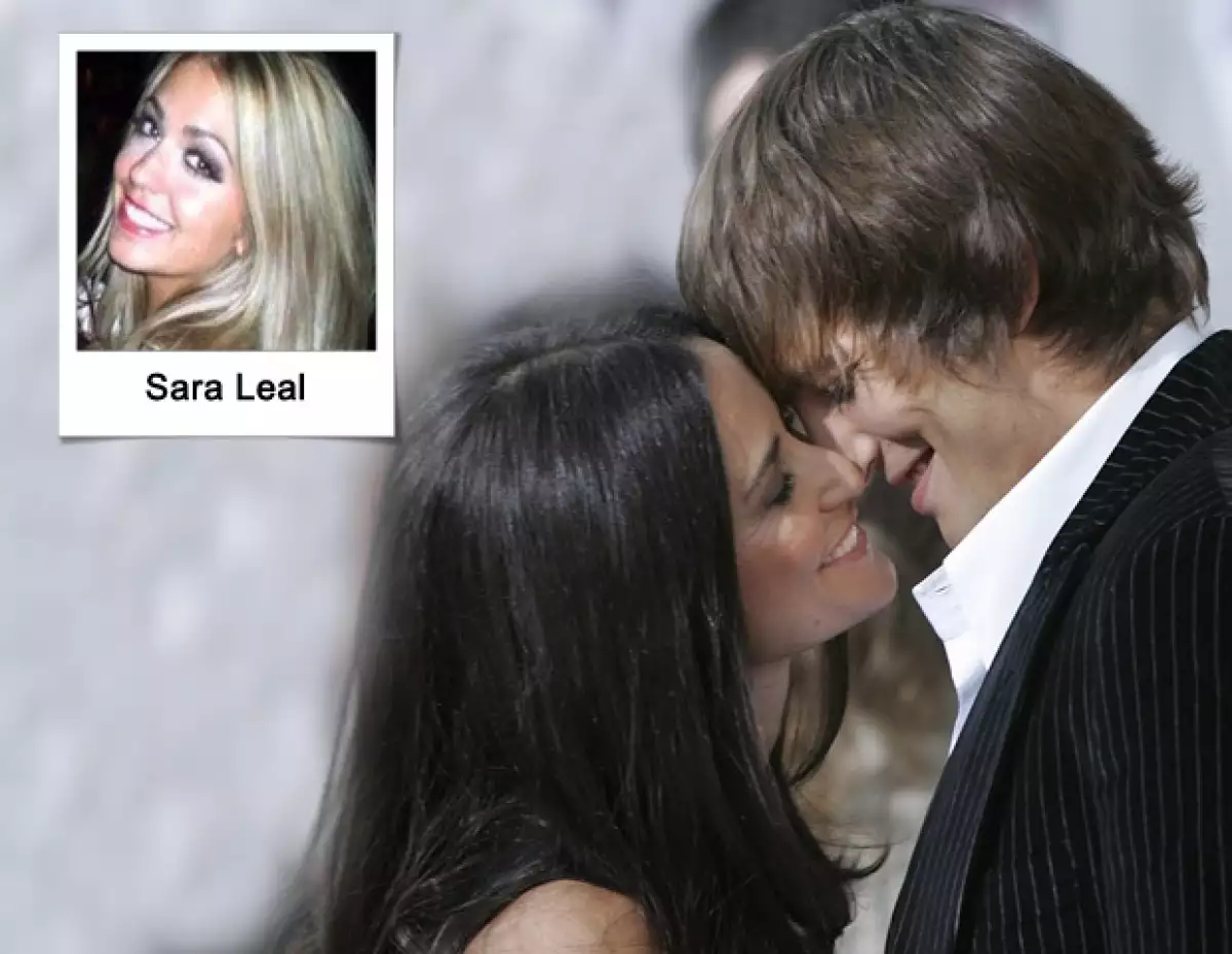 La manzana de la discordia es Sara Leal, quien presume de haber tenido una aventura con Ashton Kutcher.