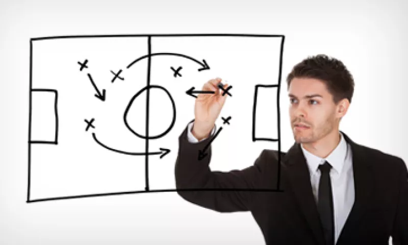 Para ganar el Mundial, el equipo de futbol debe enfrentar los juegos a partir del plan global y no ganar partidos de manera aislada. (Foto: iStock by Getty Images)