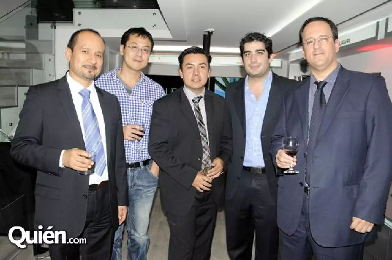 Huego Hernández,Mike Hsu,Alberto Girón,David Arrubarrena y Alfredo Chavero