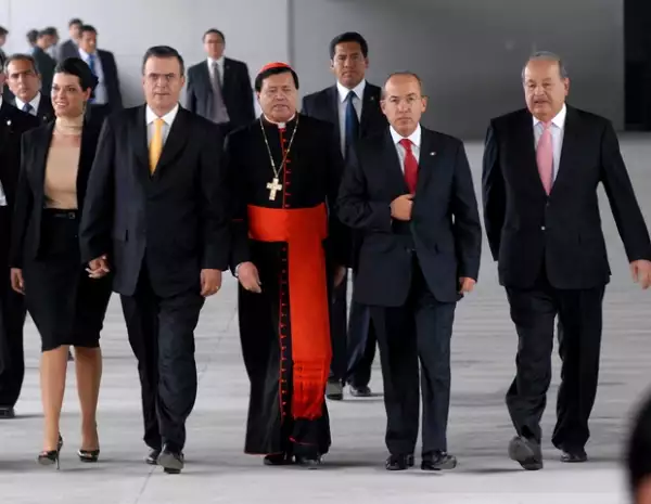 Todos ellos acudieron ayer a la inauguración de la Plaza Mariana de la Basílica de Guadalupe.