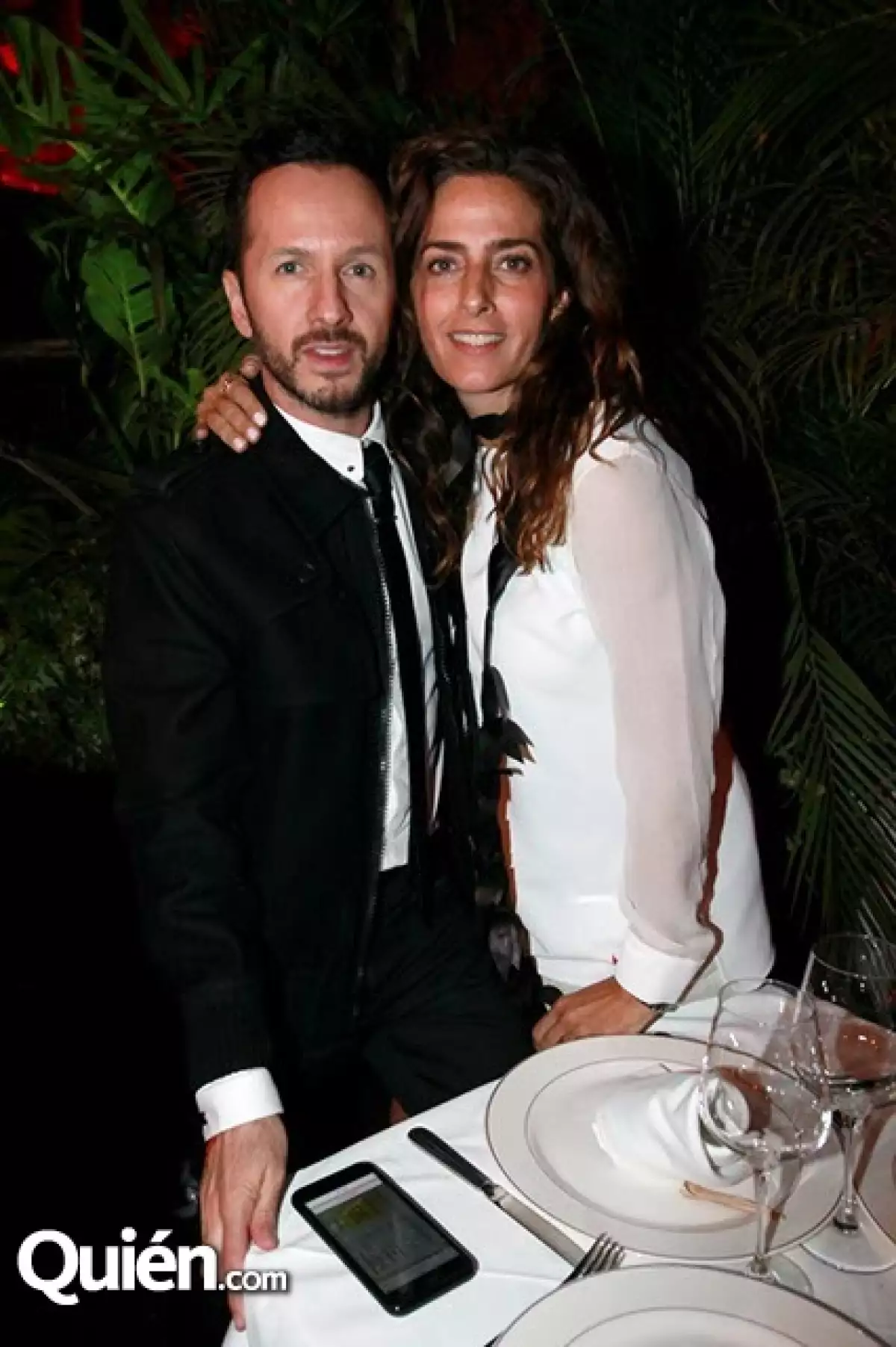 El icónico restaurante abre sus puestas y Beatriz Pasquel, acompañada por sus invitados VIP, disfrutaron de una velada magnífica para celebrarlo.