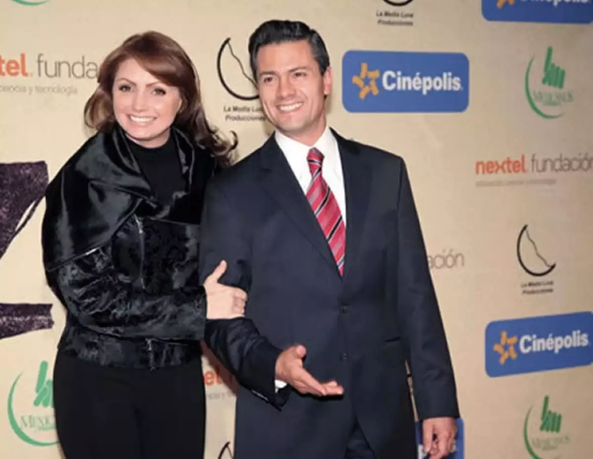 La pareja causó revuelo a su llegada.