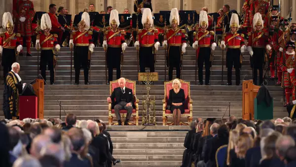 Rey Carlos III y reina consorte Camila