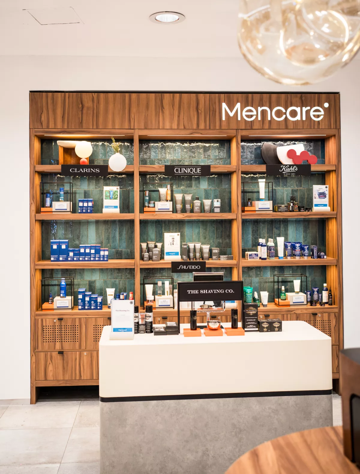 Mencare Corner