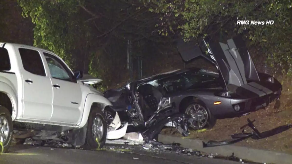 De acuerdo con información de People en Español, Sami Hayek sufrió un accidente automovilístico la madrugada de este domingo en Los Ángeles, donde el copiloto perdió la vida.