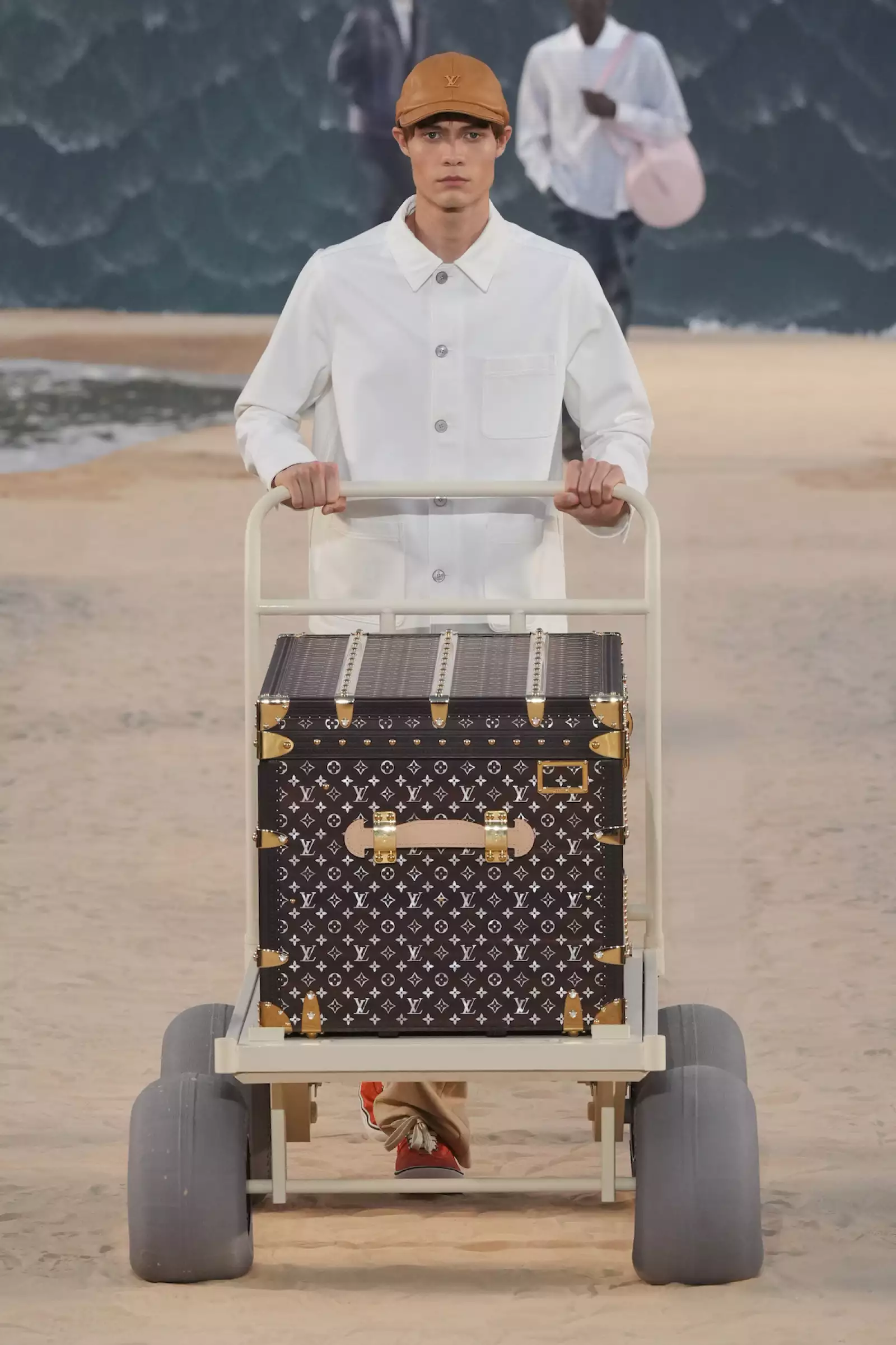 Vuitton m S27 012.jpg
