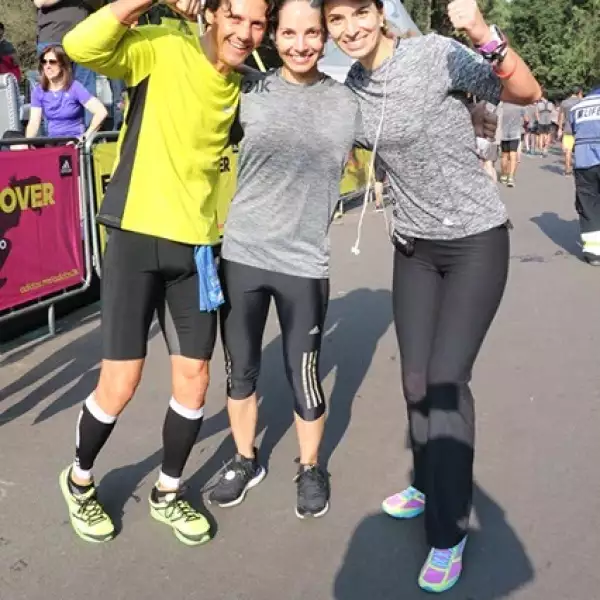 Mario Moreno,Marlén Ávila y Sabrina Bachur