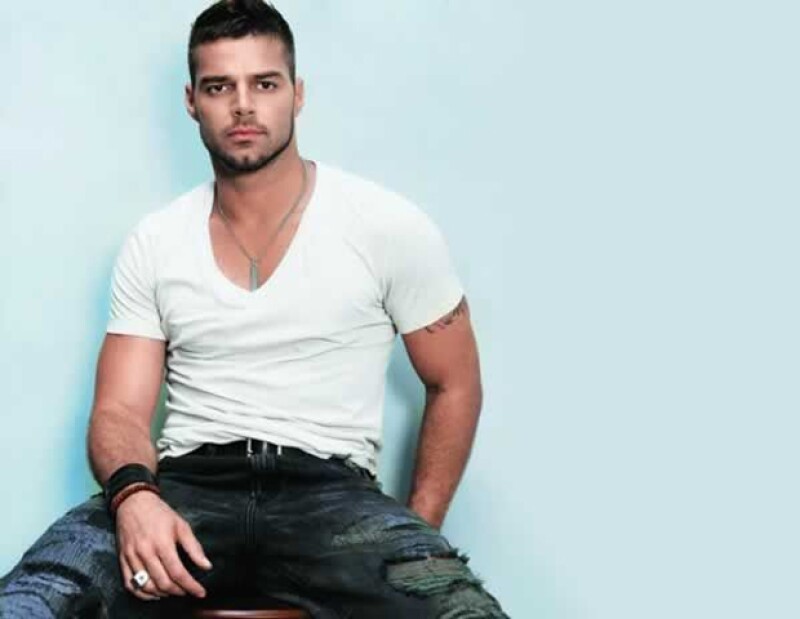 Ricky Martinb lanzó nuevos modelos de sus camisetas.