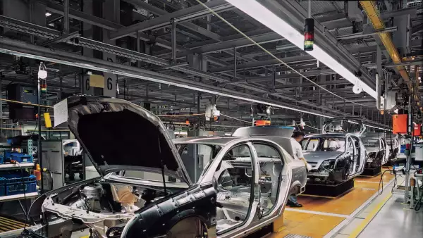 La producción de autos en agosto crece 31.36% a tasa anual, Inegi