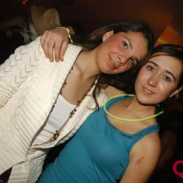 Paulina Cortina, Carmen Valdez