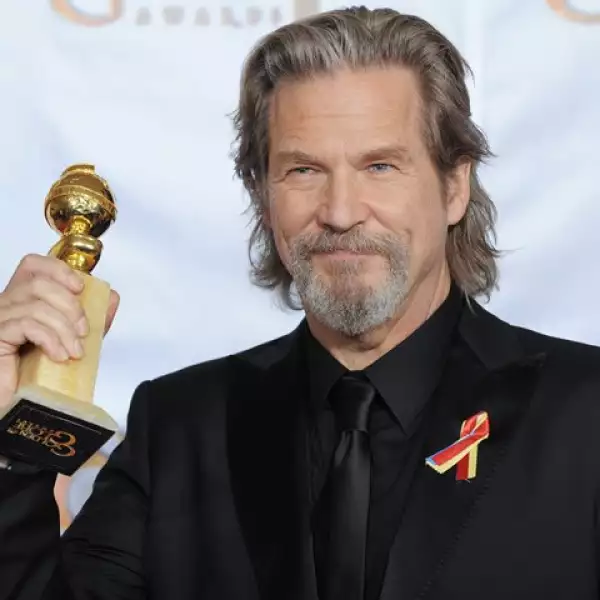 Jeff Bridges por la película Crazy Heart como Mejor actor de drama.