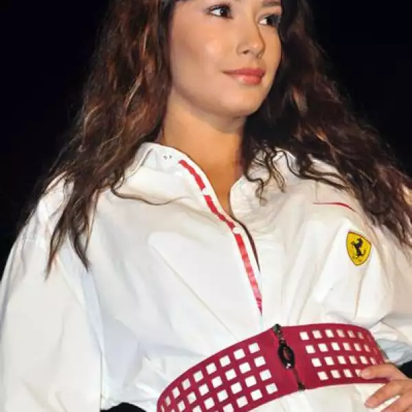 Desfile en la Plaza 401