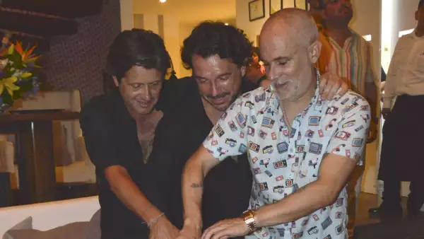 Geoffrey Fernández, Rolly Pavia y Arturo Navarro 