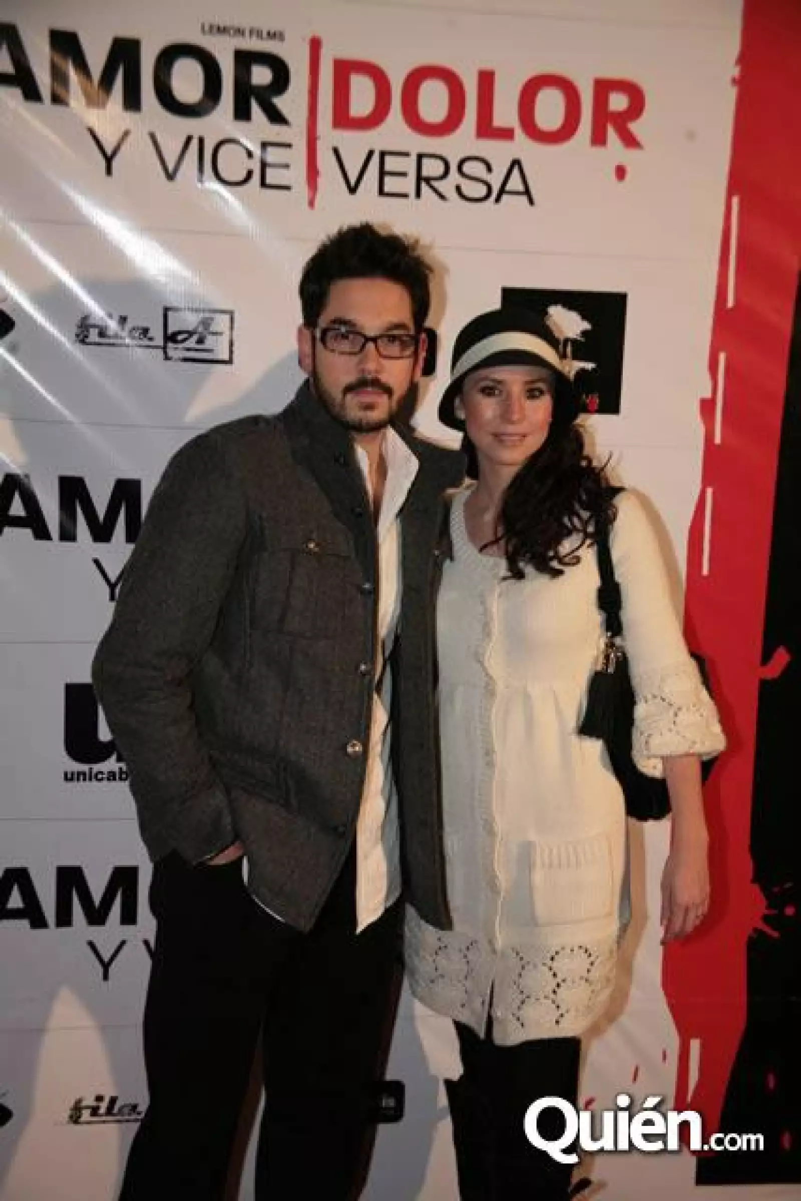 Alfombra Roja Amor Dlor y Viceversa