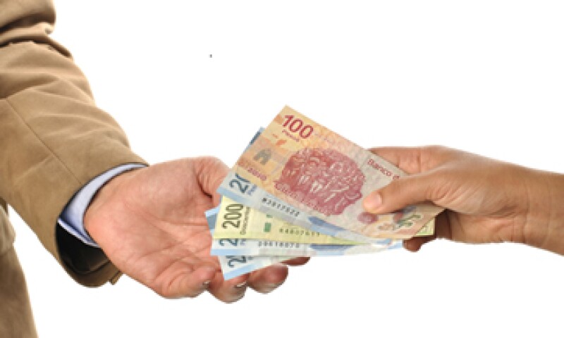 En ventanilla, el dólar se ubica en 14.50 pesos a la venta y 13.80 pesos a la compra. (Foto: iStock by Getty Images. )