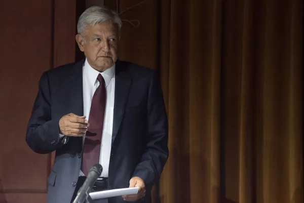 Gobernador y empresarios