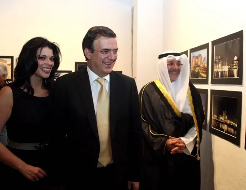 El Jefe de Gobierno y su esposa acudieron ayer al inicio de la Semana Cultural de Kuwait en México.