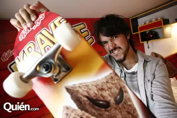 Diego se da tiempo para trabajar, leer, jugar videojuegos, hacer deporte y cuidar de su salud.