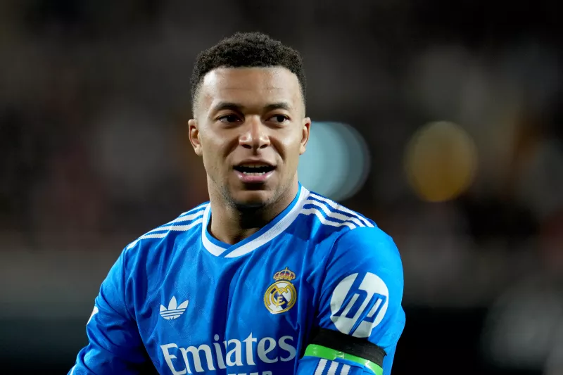 Mbappé, ausente de los entrenamientos y es duda para el duelo ante Real Sociedad