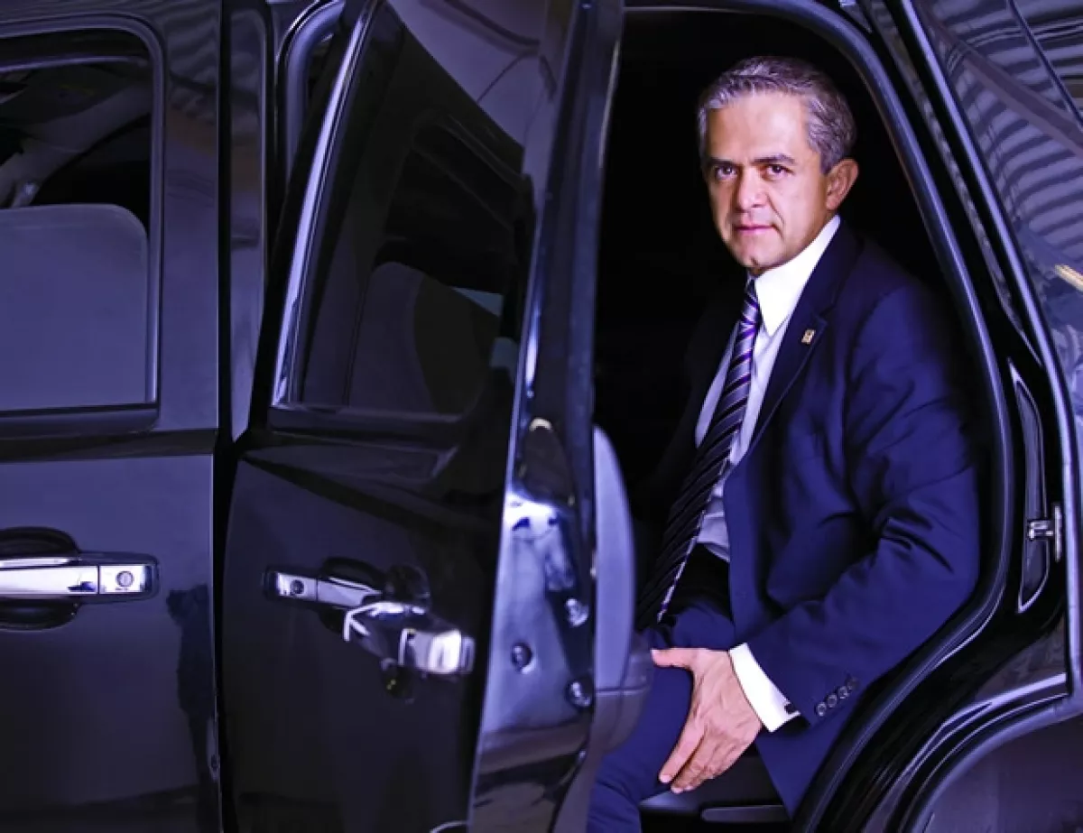 Miguel Mancera es un hombre de disciplina.