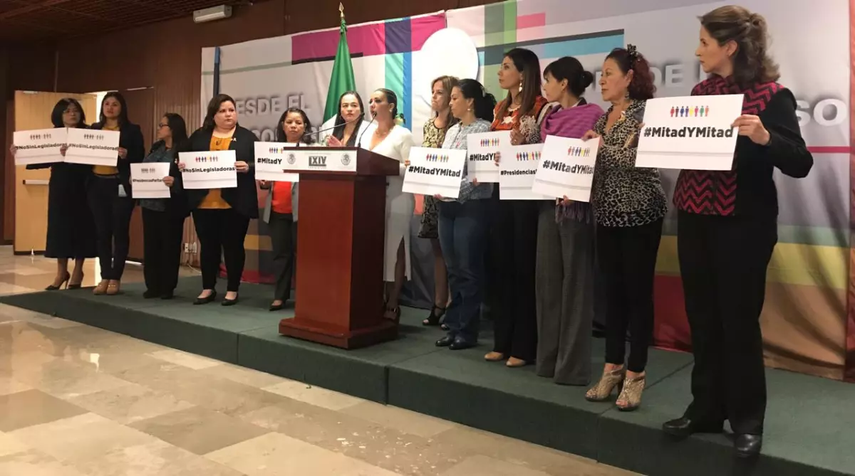 Diputadas igualdad.jpeg